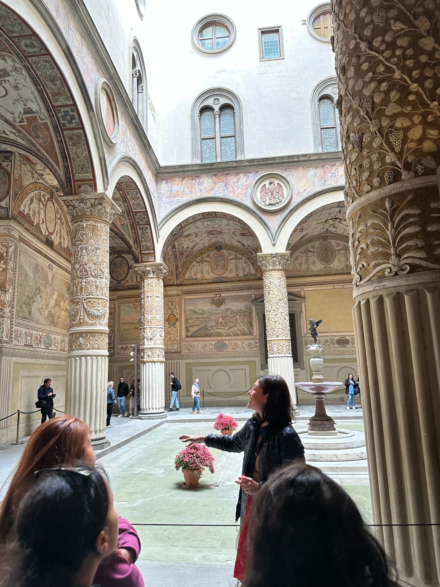 Visita guiada privada en el patio del Palazzo Vecchio